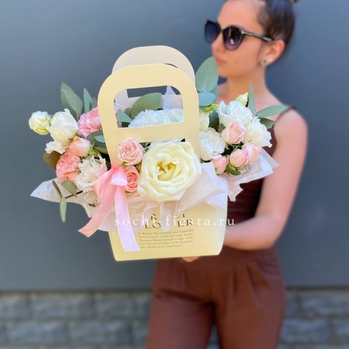 Цветочная сумочка "Рафаэль" в Оренбурге