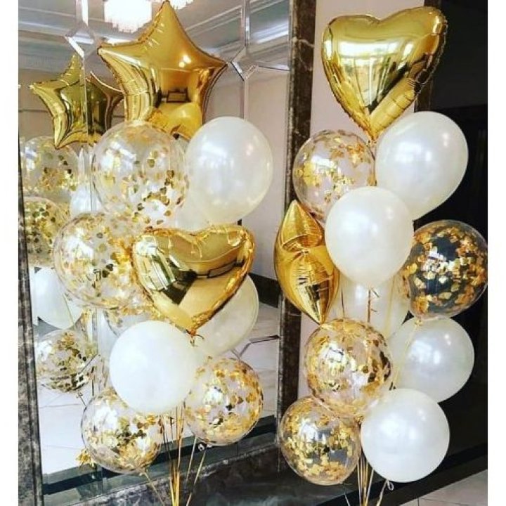 Фонтан шаров "Привет, это я" в Оренбурге