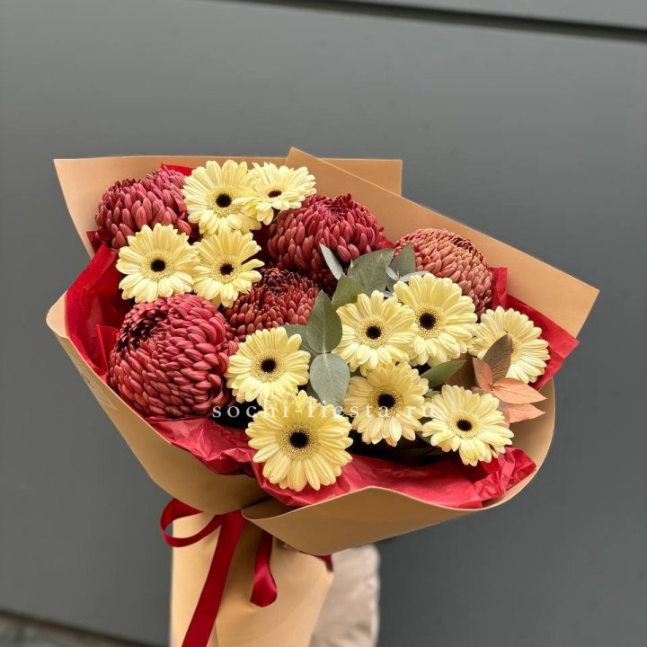 Букет гербер и хризантем Бигуди в Оренбурге