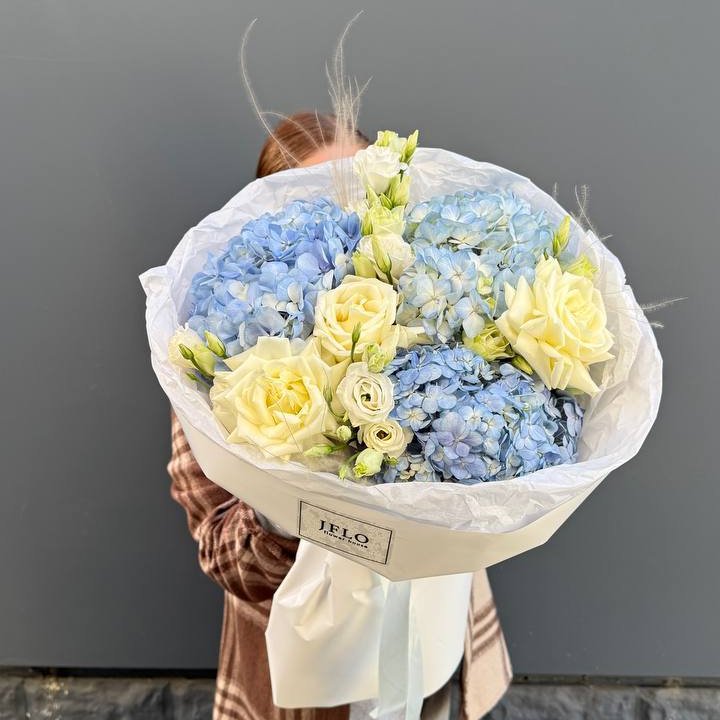 Букет "Глубина глаз" в Оренбурге