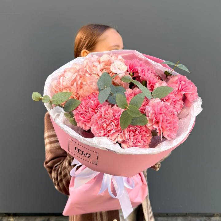 Дуо диантусы и гортензия в Оренбурге