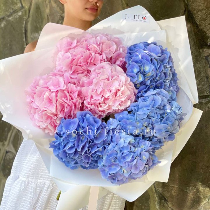 Букет гортензий №1 в Оренбурге
