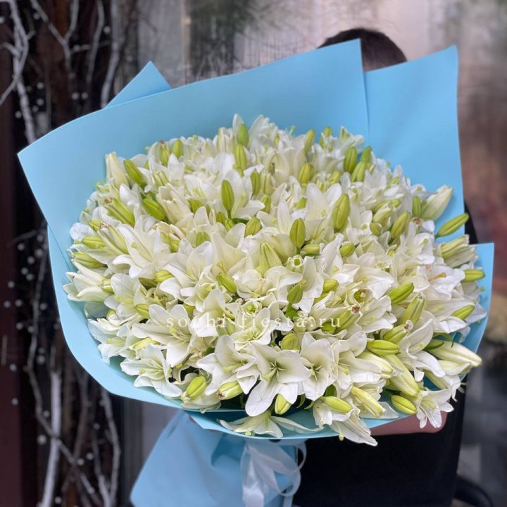 51 лилия в оформлении в Оренбурге