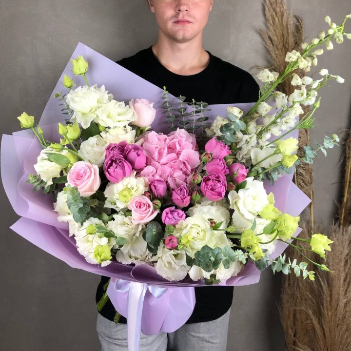 Дизайнерский букет "Венера" в Оренбурге