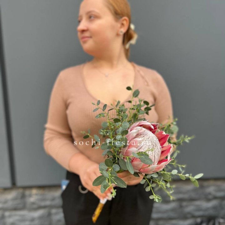 Свадебный букет "Протея" в Оренбурге
