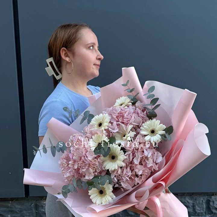 Букет "Знак любви" в Оренбурге