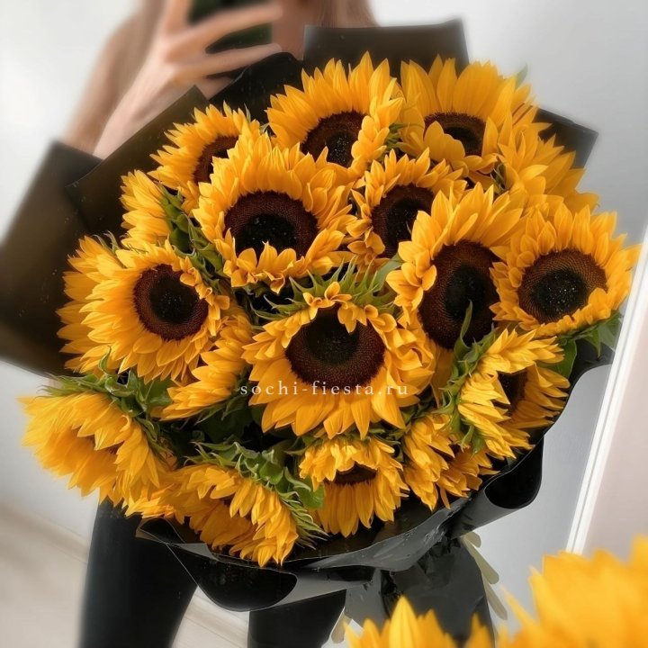 Букет подсолнухов "Гига" в Оренбурге