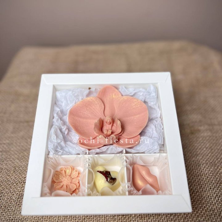 Конфеты из шоколада с Орхидеей в Оренбурге