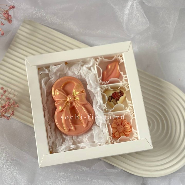 Конфеты из шоколада 8 Марта в Оренбурге