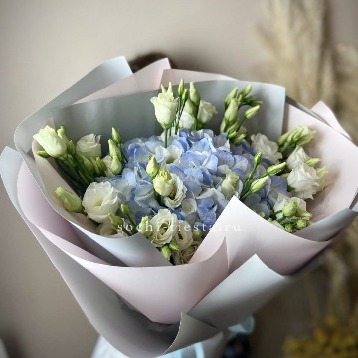 Букет с гортензией "Адель" в Оренбурге