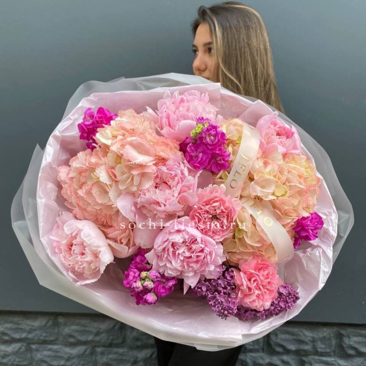 Букет "Фловер пионс" в Оренбурге