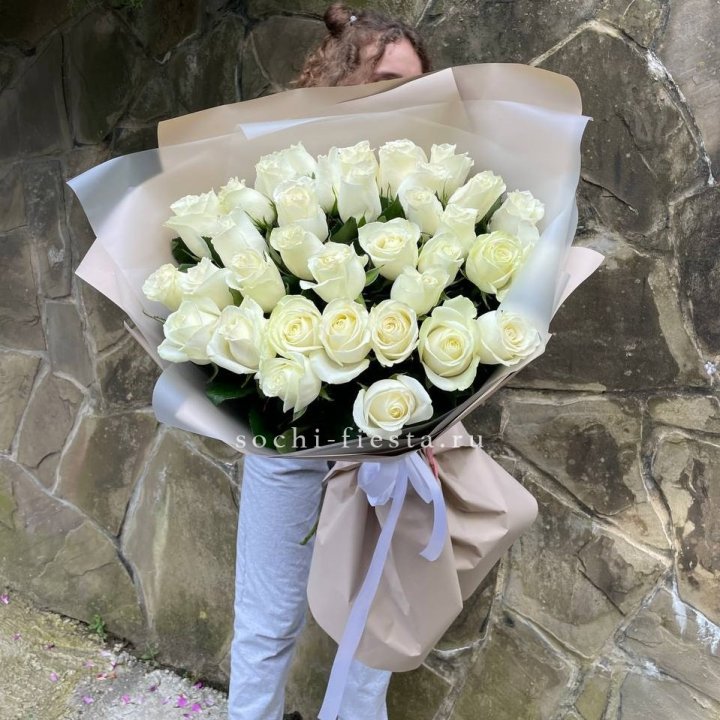 35 голландских роз в Оренбурге