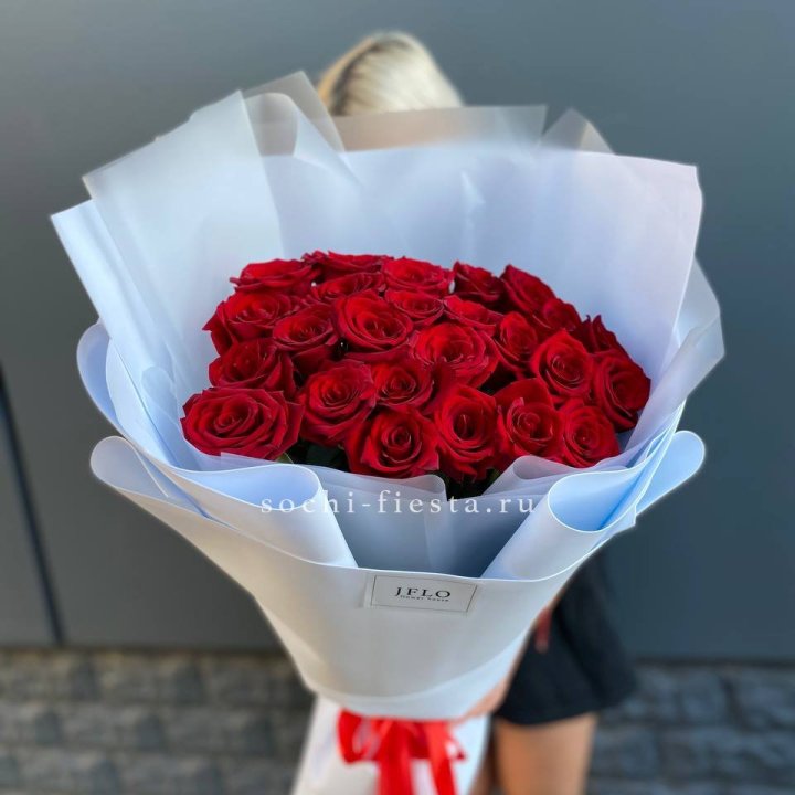 25 высоких роз  в Оренбурге