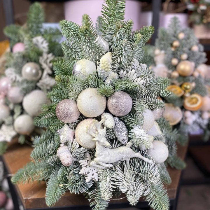 Ёлочка "Хепи крисмас" в Оренбурге