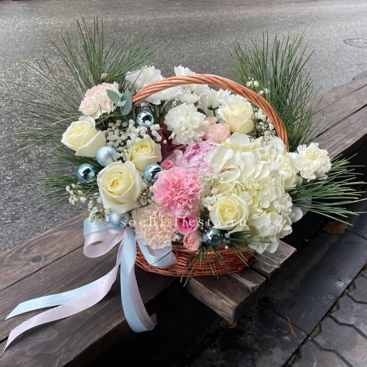 Новогодняя корзина  в Оренбурге