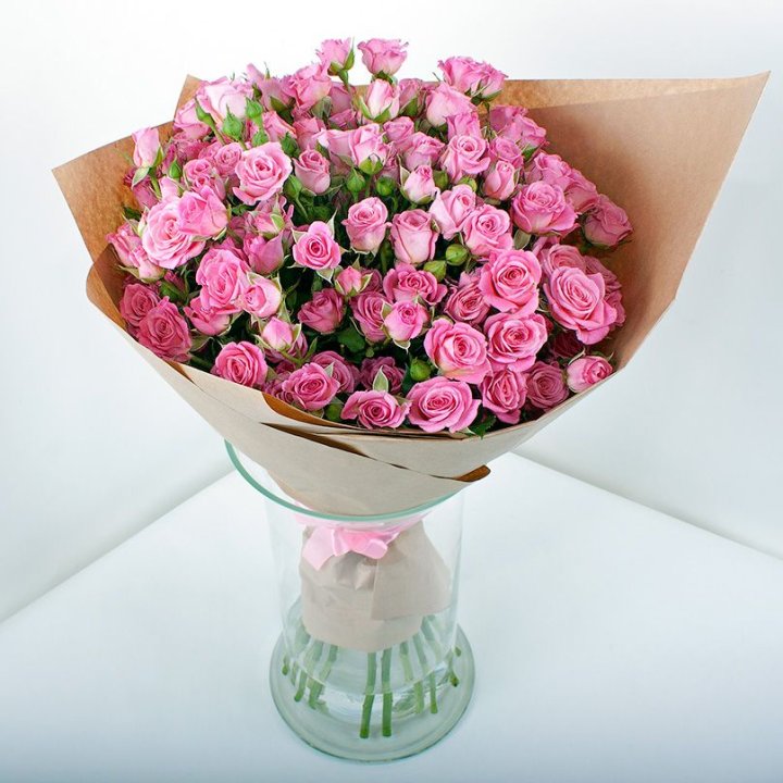 15 кустовых роз в Оренбурге