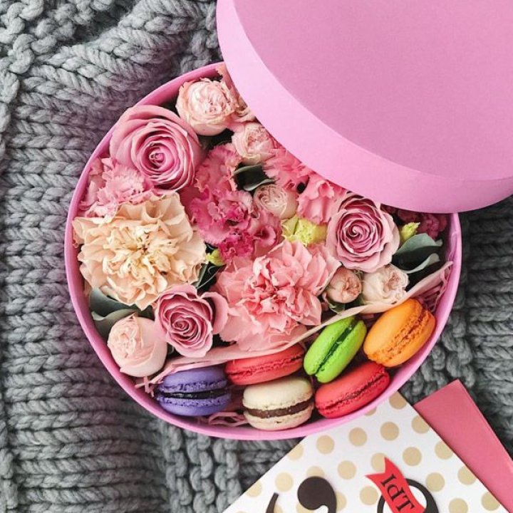 Цветочный бокс пинк в Оренбурге