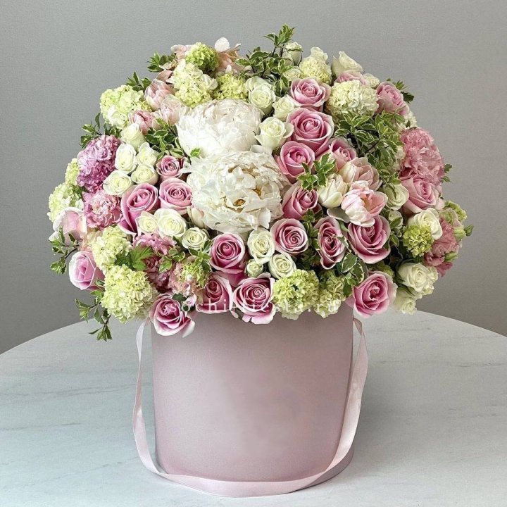 Цветочный бокс "Фантастик" в Оренбурге