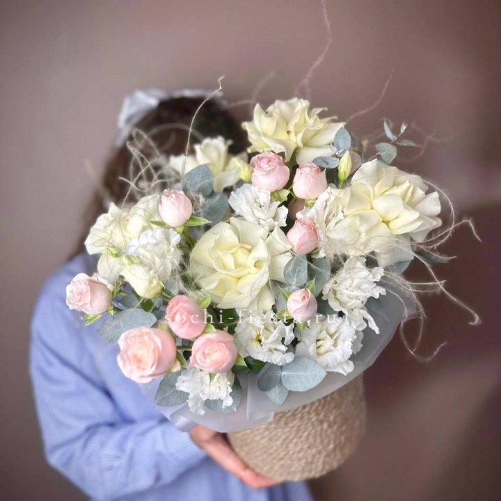 Авторский бокс "Милена" в джутовом кашпо в Оренбурге