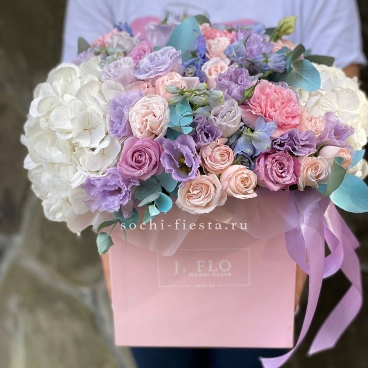 Цветочный бокс макси каб в Оренбурге