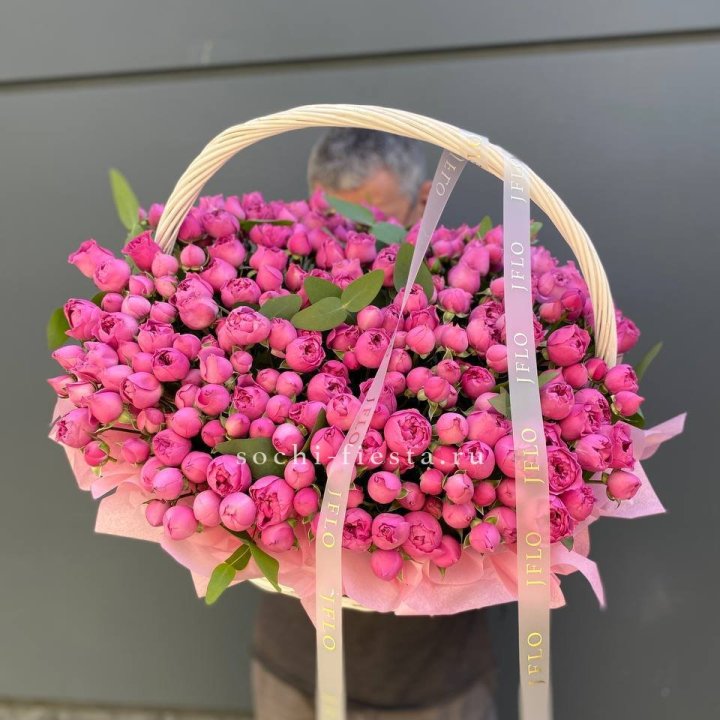 Корзина роз Мисти Баблс 101 в Оренбурге