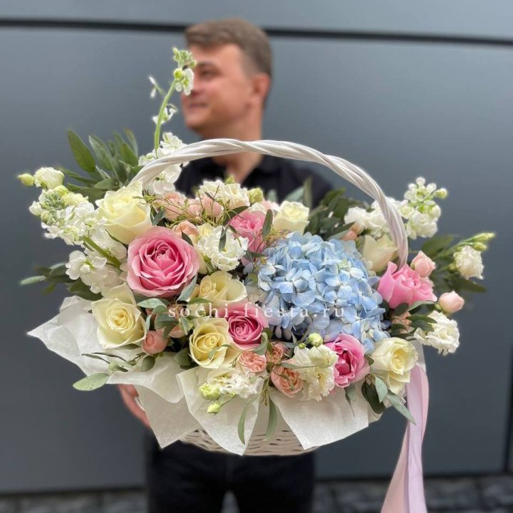 Авторская корзина "Аполинария" в Оренбурге