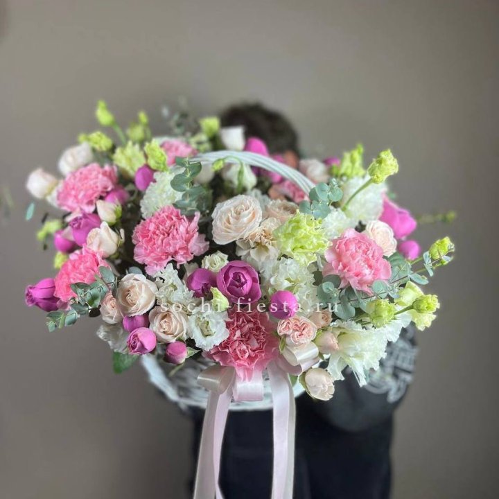 Корзина "Яркая" в Оренбурге