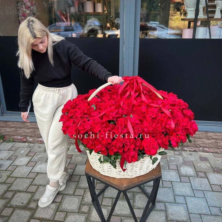 201 французская красная роза в Оренбурге