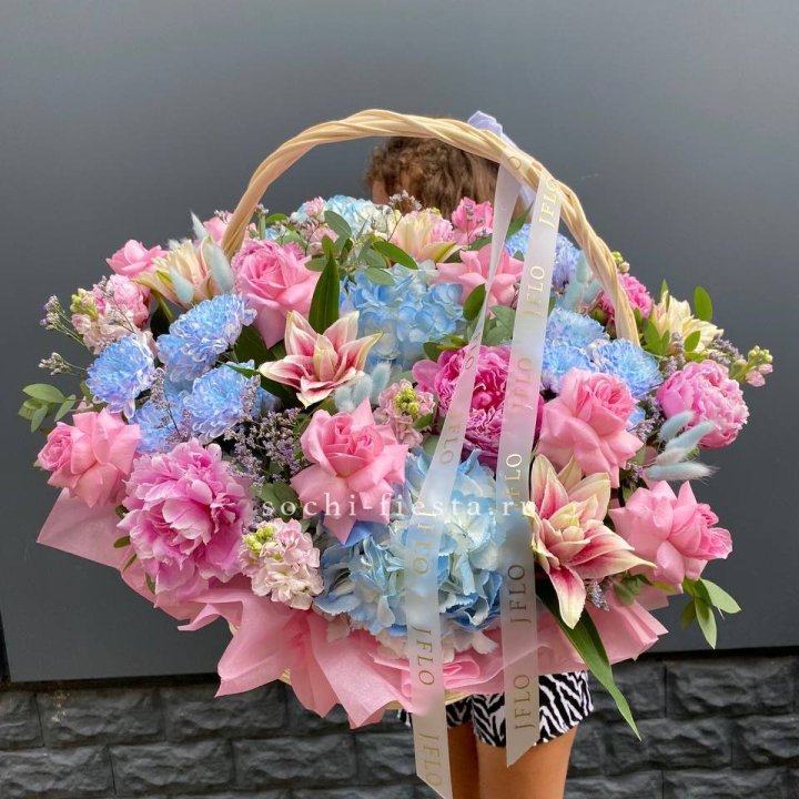 Яркая корзина "Летнее настроение" в Оренбурге