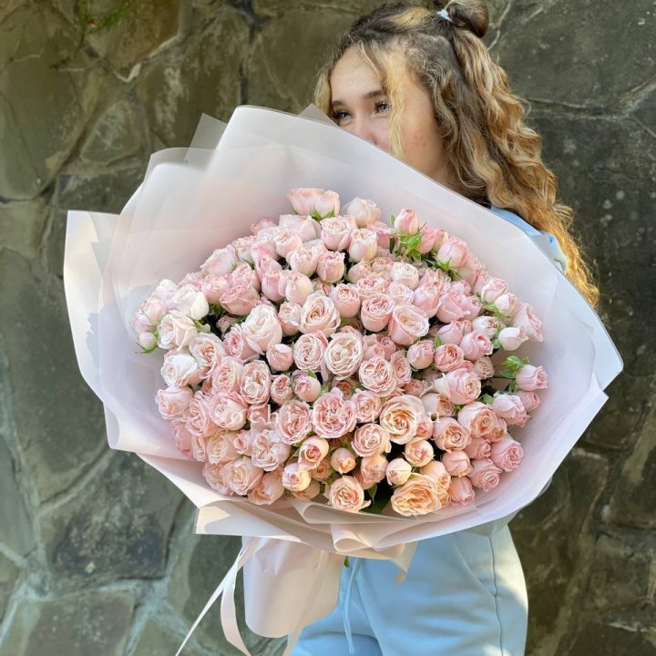 45 роза бомбастик Крем в Оренбурге