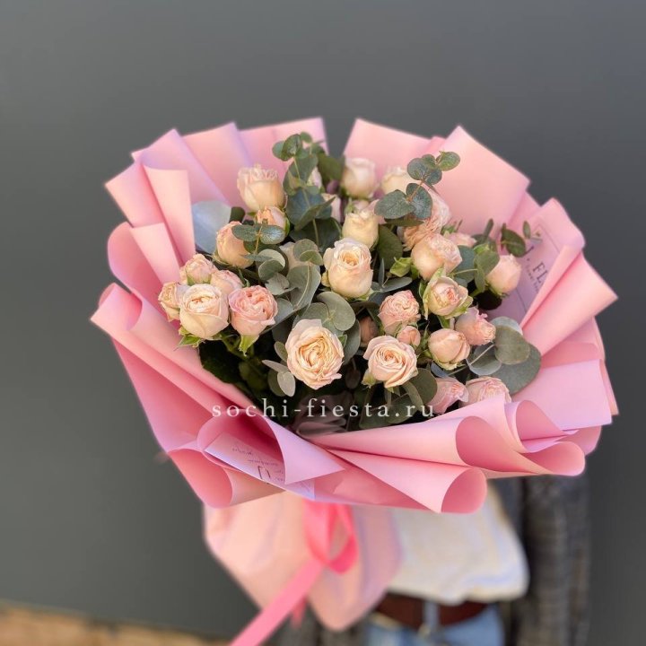 Букет пионовидных роз Cute Love в Оренбурге