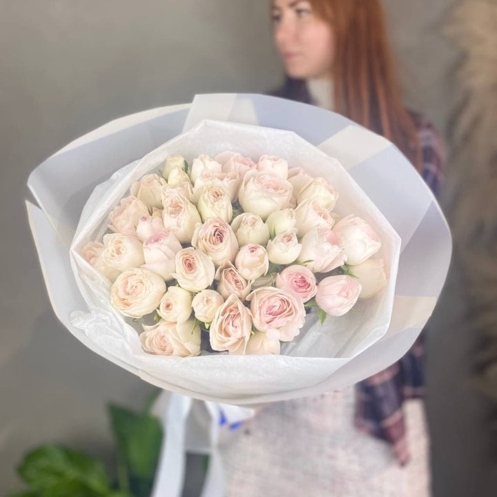 Букет кустовых роз в Оренбурге