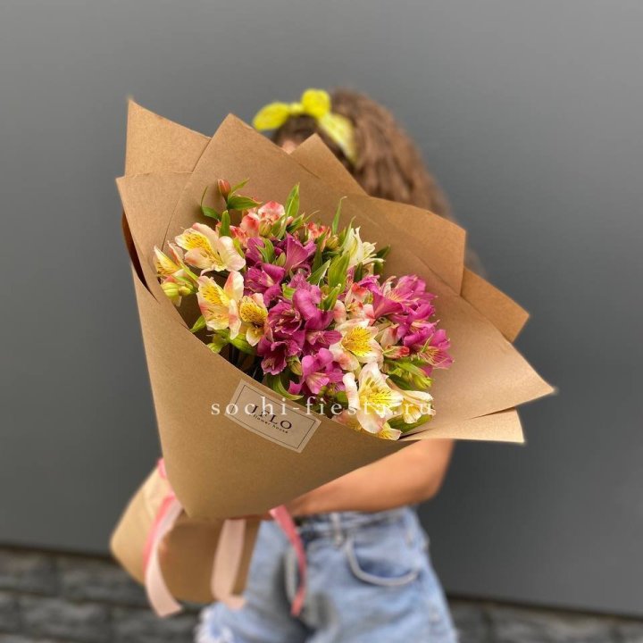 Альстромерии в крафте в Оренбурге