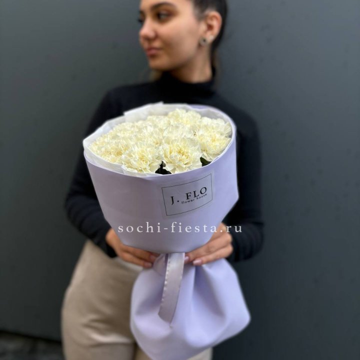 Букет белых диантусов в Оренбурге