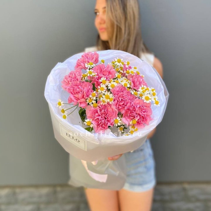 Дуобукет диантусов и ромашек в Оренбурге