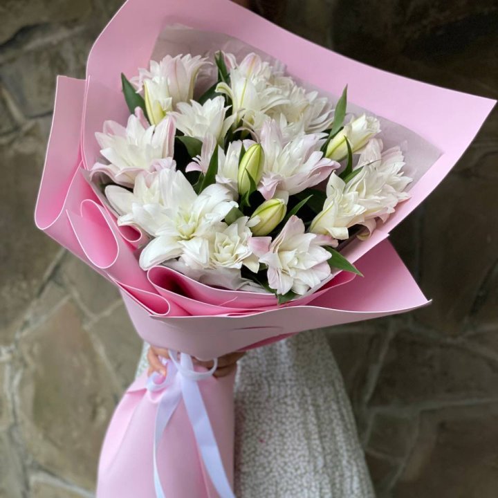 Букет пионовидных лилий №1 в Оренбурге