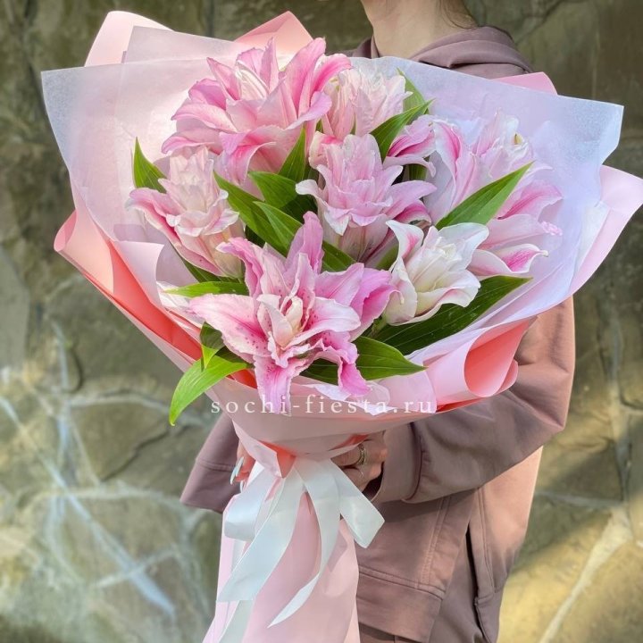 Букет пионовидных лилий №2 в Оренбурге