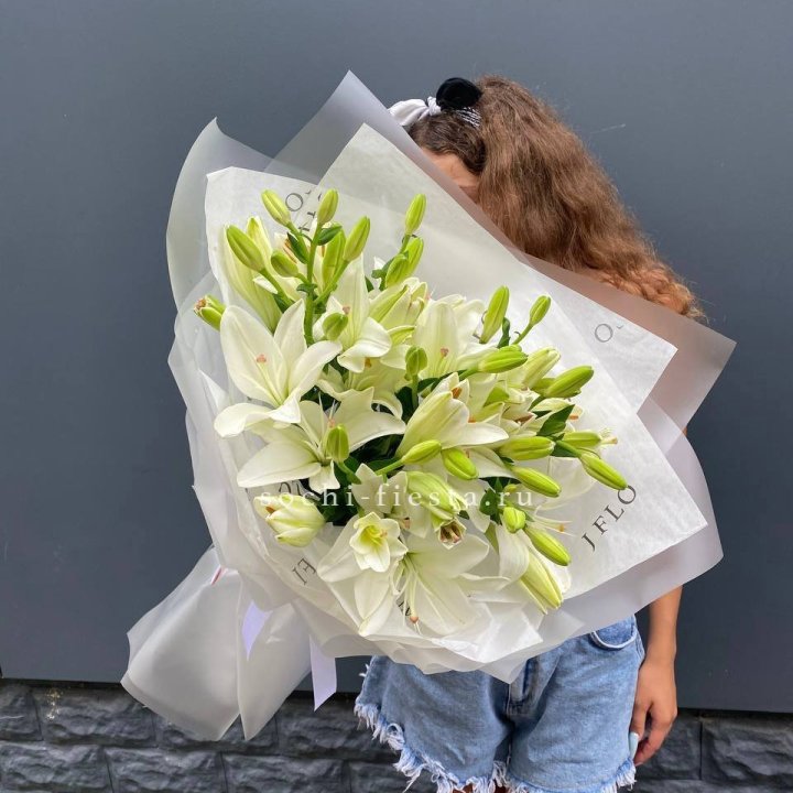 Букет  лилий "Воздушный"  в Оренбурге