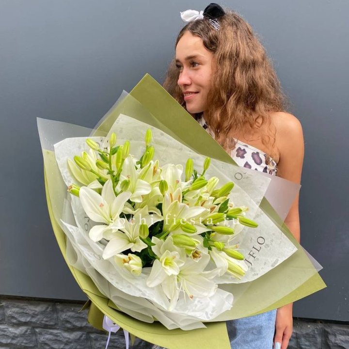 Букет  лилий "Изумруд" в Оренбурге