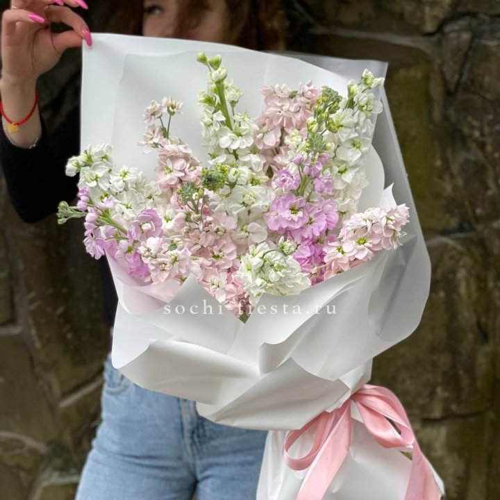 Букет маттиол №1 в Оренбурге