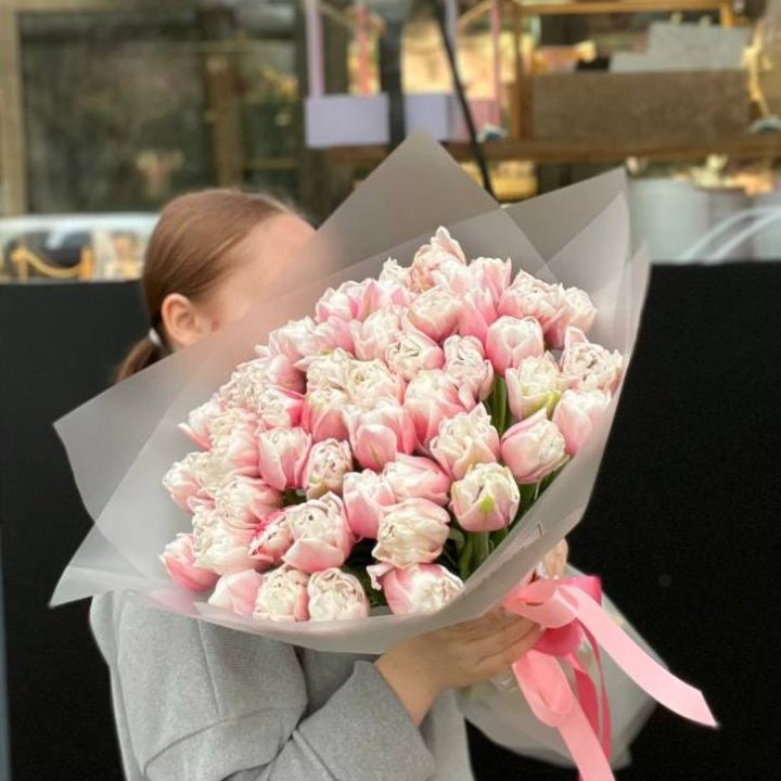 51 нежный тюльпан в Оренбурге