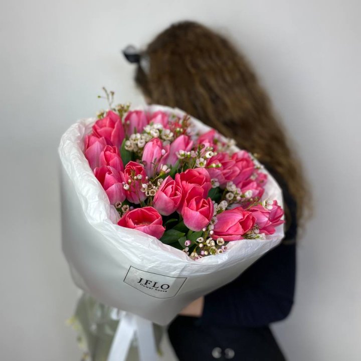 Дуо тюльпаны с хамелациумом в Оренбурге