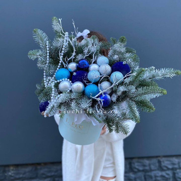 Композиция "Голубая бездна" в Оренбурге