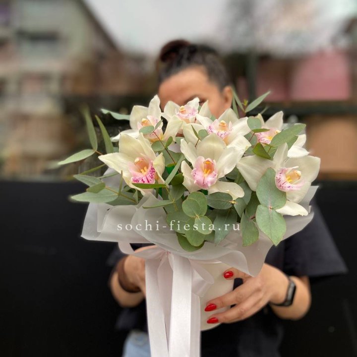 Бокс с орхидеями в Оренбурге