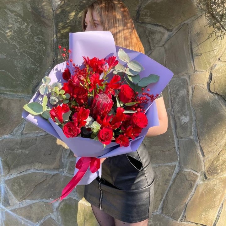 Букет c протеей "Алиса" в Оренбурге