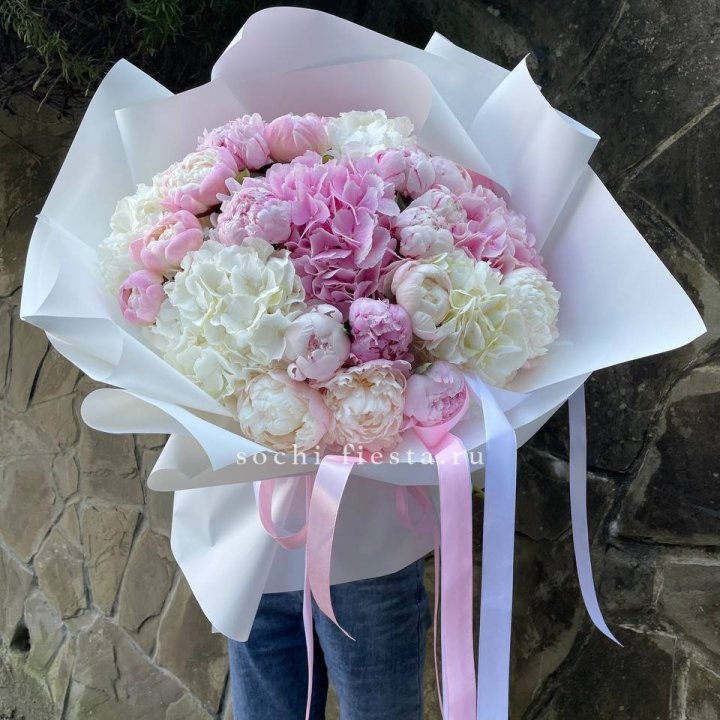 Букет "Пионы и Гортензии" в Оренбурге
