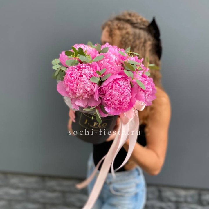 Дизайнерский цилиндр "Фломени" в Оренбурге