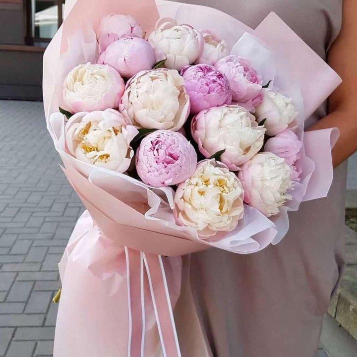 Букет пионов "Маршмелоу" в Оренбурге
