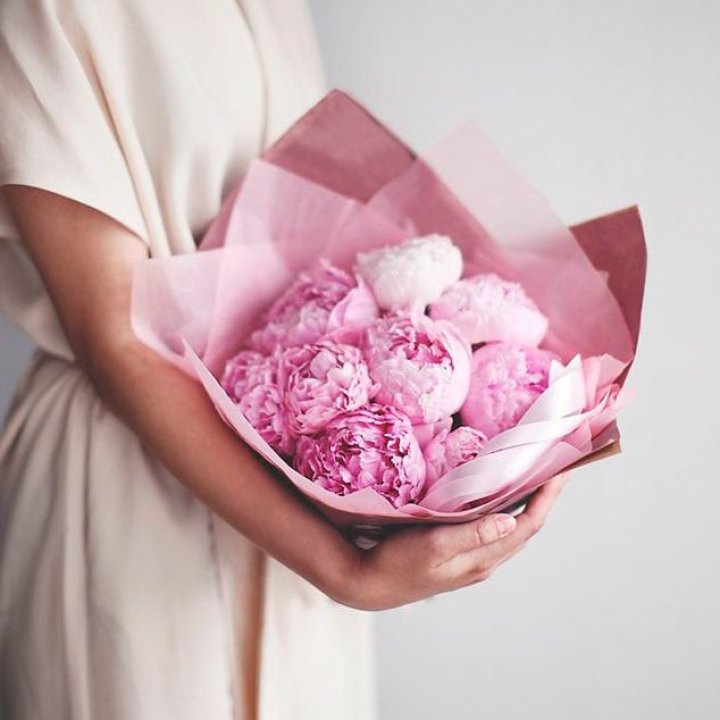 9 зефирных пионов в Оренбурге