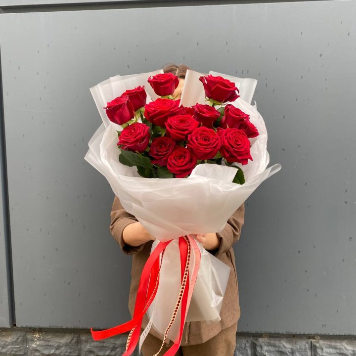 15 высоких роз  в Оренбурге